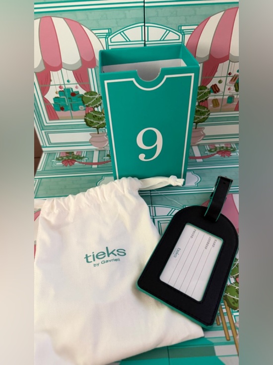Tieks Shoes - Tieks Advent Calendar Day 9 Luggage Tag Black leather w Tieks blue Accent